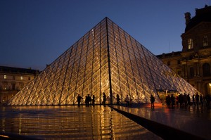 Louvre-Pyramid-museum-Paris-france